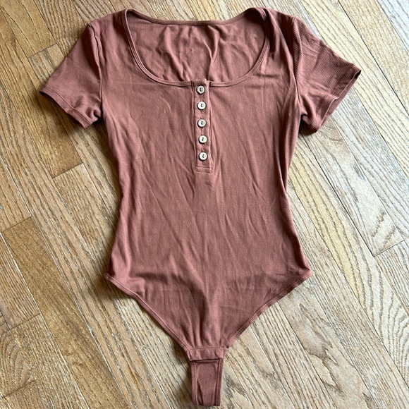 Women’s bodysuit size small - Picture 1 of 4